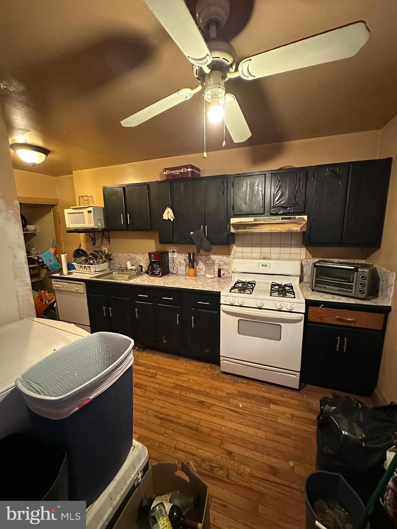 1231 W ST NW, WASHINGTON, District Of Columbia 20009, 3 Bedrooms Bedrooms, ,1 BathroomBathrooms,Residential,For sale,1231 W ST NW,DCDC2203080 MLS # DCDC2203080