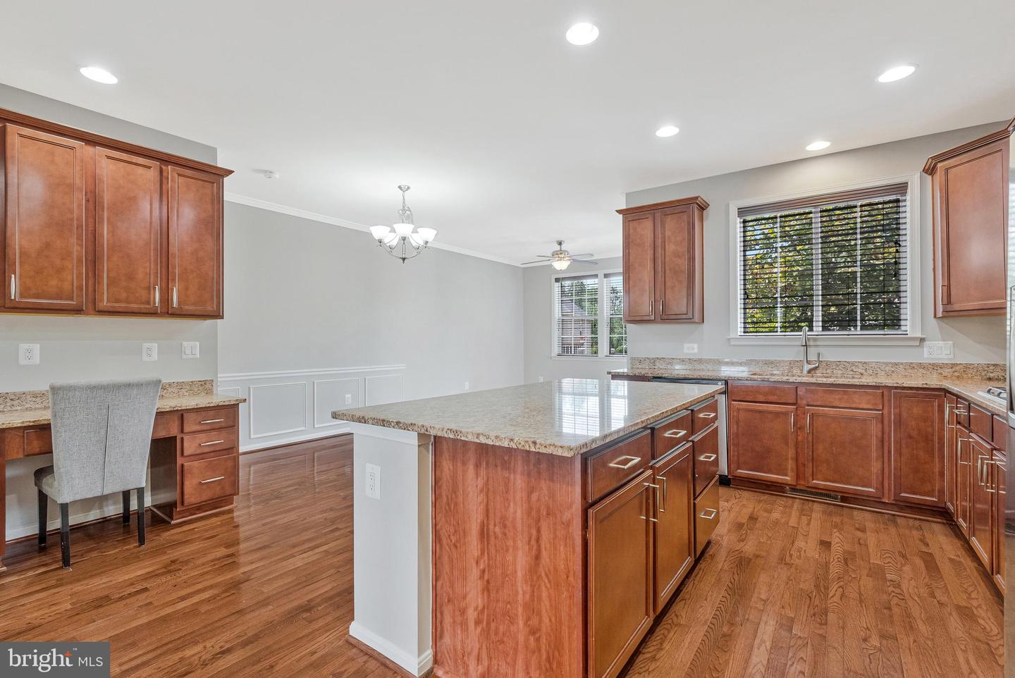 24847 MASON DALE TER, CHANTILLY, Virginia 20152, 3 Bedrooms Bedrooms, ,3 BathroomsBathrooms,Residential,For sale,24847 MASON DALE TER,VALO2099858 MLS # VALO2099858