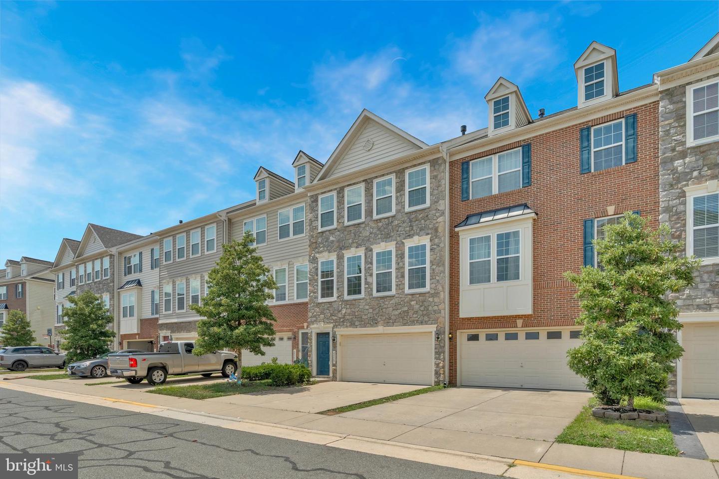 24847 MASON DALE TER, CHANTILLY, Virginia 20152, 3 Bedrooms Bedrooms, ,3 BathroomsBathrooms,Residential,For sale,24847 MASON DALE TER,VALO2099858 MLS # VALO2099858