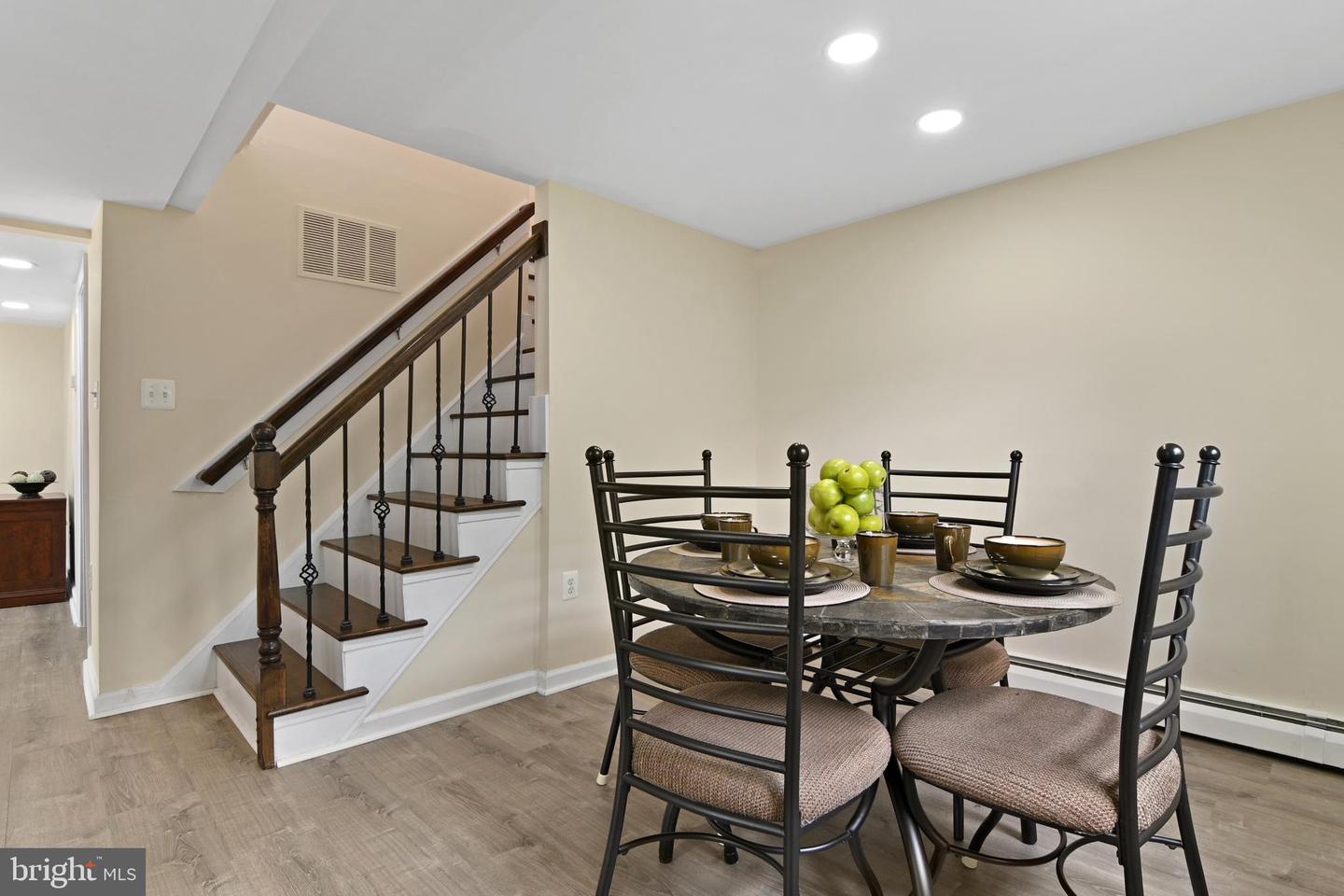 4309 KENTLAND DR, WOODBRIDGE, Virginia 22193, 3 Bedrooms Bedrooms, ,1 BathroomBathrooms,Residential,For sale,4309 KENTLAND DR,VAPW2099568 MLS # VAPW2099568