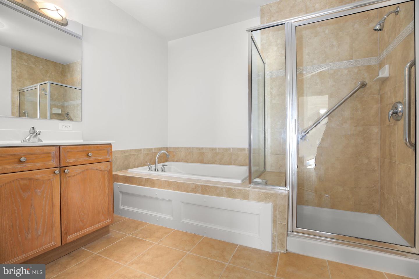 500 BELMONT BAY DR #414, WOODBRIDGE, Virginia 22191, 2 Bedrooms Bedrooms, ,2 BathroomsBathrooms,Residential,For sale,500 BELMONT BAY DR #414,VAPW2102626 MLS # VAPW2102626