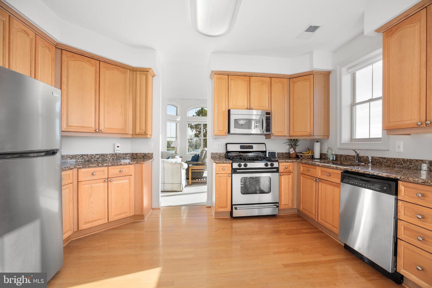 500 BELMONT BAY DR #414, WOODBRIDGE, Virginia 22191, 2 Bedrooms Bedrooms, ,2 BathroomsBathrooms,Residential,For sale,500 BELMONT BAY DR #414,VAPW2102626 MLS # VAPW2102626