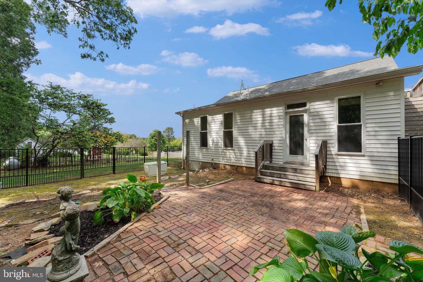 29274 OLD OFFICE RD, RHOADESVILLE, Virginia 22542, 2 Bedrooms Bedrooms, 8 Rooms Rooms,2 BathroomsBathrooms,Residential,For sale,29274 OLD OFFICE RD,VAOR2010696 MLS # VAOR2010696