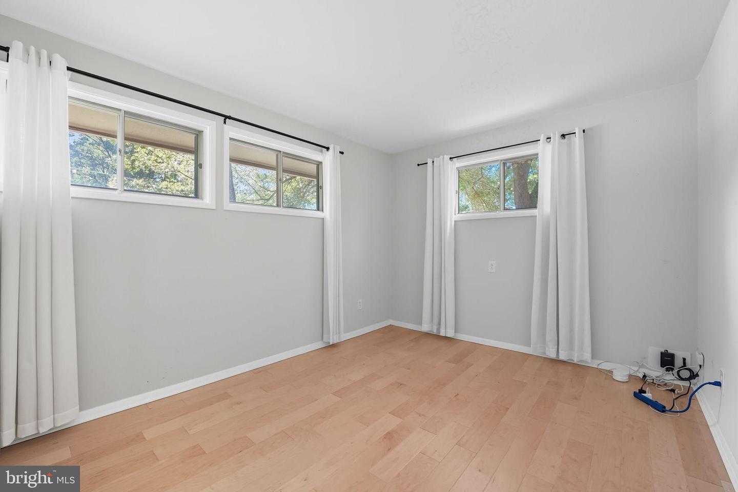 7317 FLOYD AVE, SPRINGFIELD, Virginia 22150, 3 Bedrooms Bedrooms, 9 Rooms Rooms,2 BathroomsBathrooms,Residential,For sale,7317 FLOYD AVE,VAFX2269998 MLS # VAFX2269998