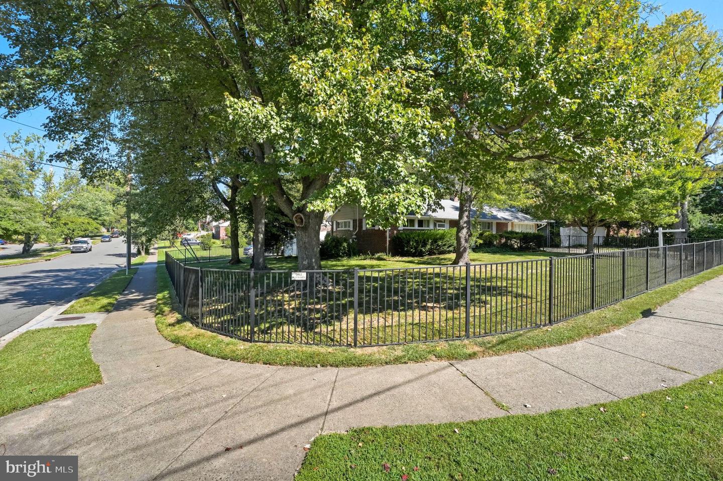 7317 FLOYD AVE, SPRINGFIELD, Virginia 22150, 3 Bedrooms Bedrooms, 9 Rooms Rooms,2 BathroomsBathrooms,Residential,For sale,7317 FLOYD AVE,VAFX2269998 MLS # VAFX2269998