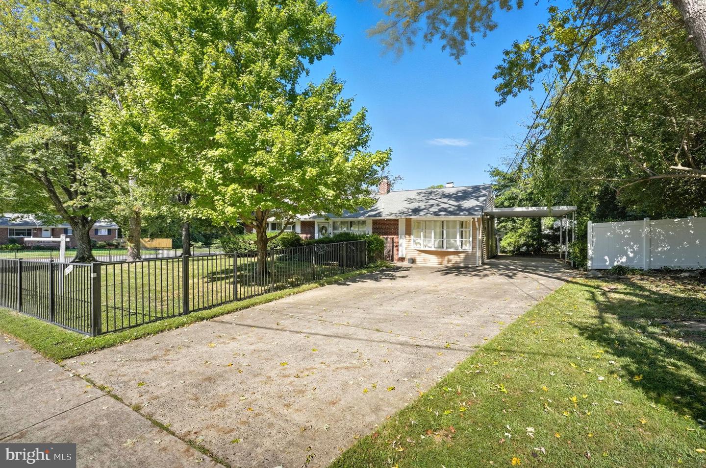7317 FLOYD AVE, SPRINGFIELD, Virginia 22150, 3 Bedrooms Bedrooms, 9 Rooms Rooms,2 BathroomsBathrooms,Residential,For sale,7317 FLOYD AVE,VAFX2269998 MLS # VAFX2269998