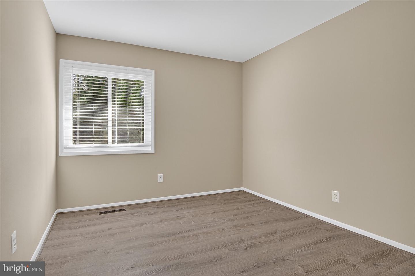 402 RENEAU WAY, HERNDON, Virginia 20170, 4 Bedrooms Bedrooms, ,2 BathroomsBathrooms,Residential,For sale,402 RENEAU WAY,VAFX2269718 MLS # VAFX2269718