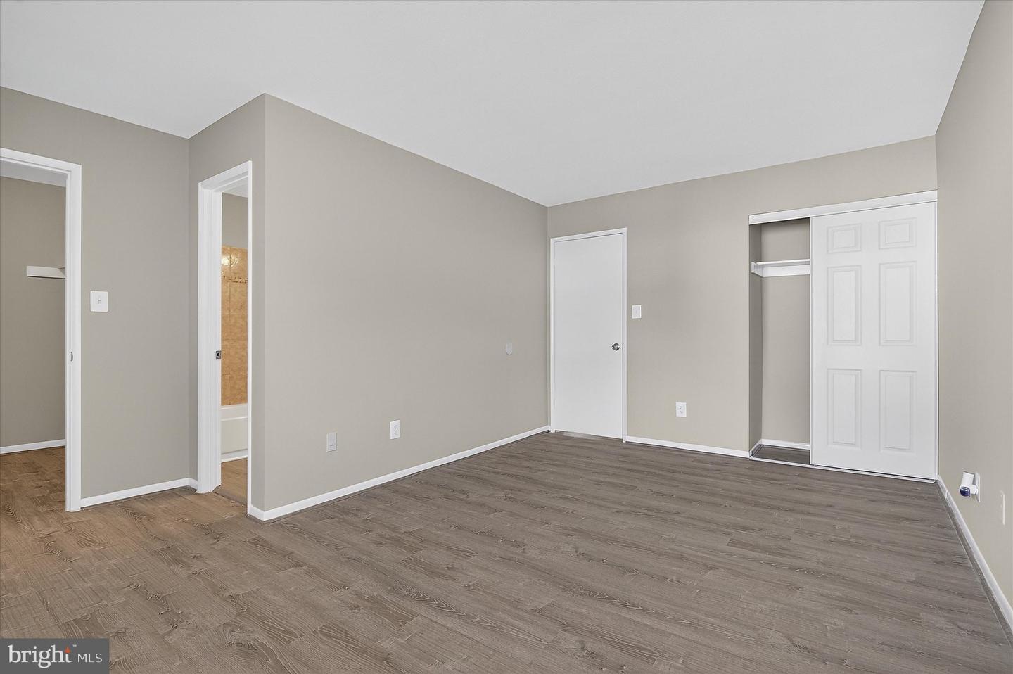 402 RENEAU WAY, HERNDON, Virginia 20170, 4 Bedrooms Bedrooms, ,2 BathroomsBathrooms,Residential,For sale,402 RENEAU WAY,VAFX2269718 MLS # VAFX2269718