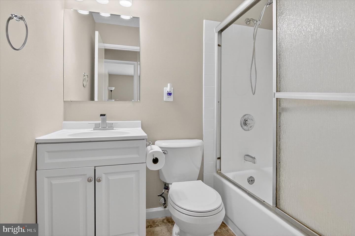 402 RENEAU WAY, HERNDON, Virginia 20170, 4 Bedrooms Bedrooms, ,2 BathroomsBathrooms,Residential,For sale,402 RENEAU WAY,VAFX2269718 MLS # VAFX2269718