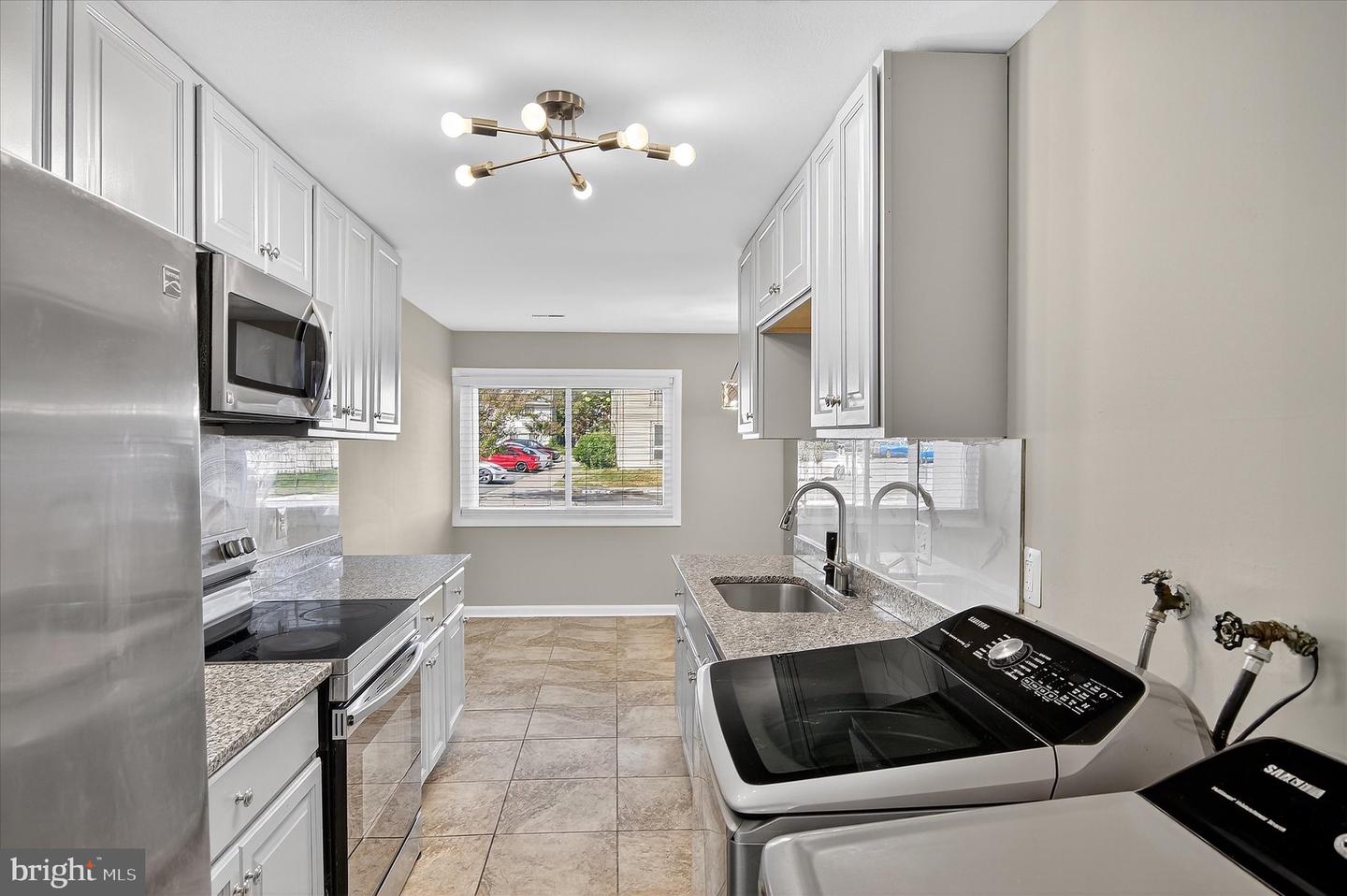 402 RENEAU WAY, HERNDON, Virginia 20170, 4 Bedrooms Bedrooms, ,2 BathroomsBathrooms,Residential,For sale,402 RENEAU WAY,VAFX2269718 MLS # VAFX2269718