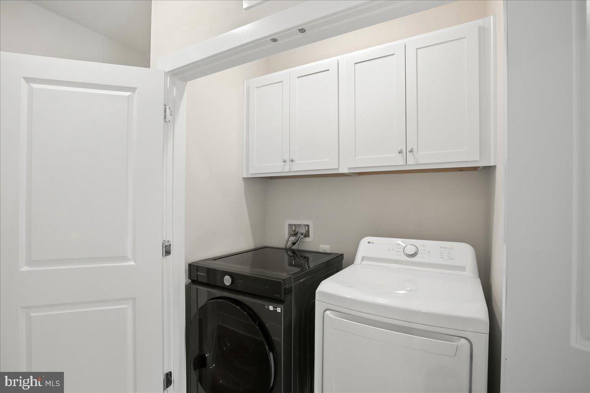 12768 SUNRISE VALLEY DR, RESTON, Virginia 20191, 4 Bedrooms Bedrooms, ,4 BathroomsBathrooms,Residential,For sale,12768 SUNRISE VALLEY DR,VAFX2270078 MLS # VAFX2270078