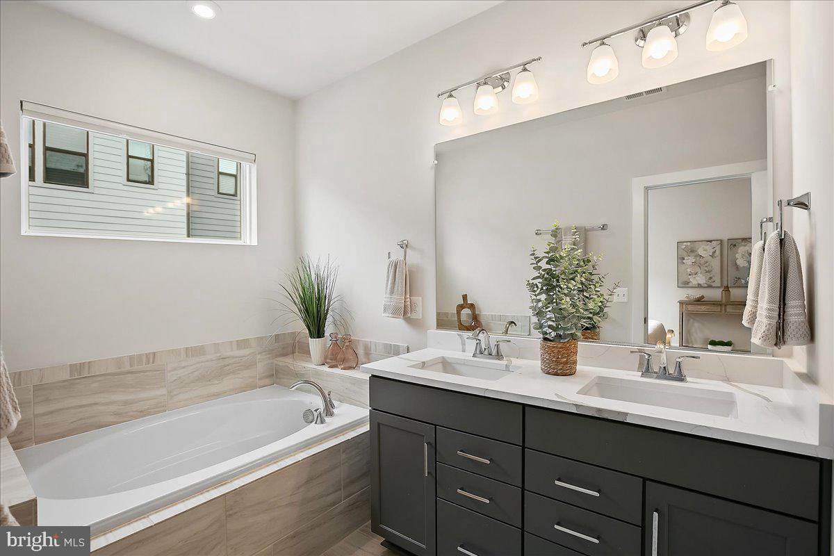 12768 SUNRISE VALLEY DR, RESTON, Virginia 20191, 4 Bedrooms Bedrooms, ,4 BathroomsBathrooms,Residential,For sale,12768 SUNRISE VALLEY DR,VAFX2270078 MLS # VAFX2270078