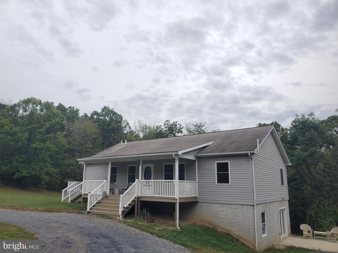 200 MILE RIDGE ESTS, LEBANON CHURCH, Virginia 22641, 4 Bedrooms Bedrooms, ,3 BathroomsBathrooms,Residential,For sale,200 MILE RIDGE ESTS,VASH2012666 MLS # VASH2012666
