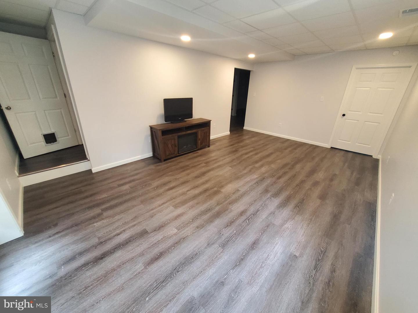 200 MILE RIDGE ESTS, LEBANON CHURCH, Virginia 22641, 4 Bedrooms Bedrooms, ,3 BathroomsBathrooms,Residential,For sale,200 MILE RIDGE ESTS,VASH2012666 MLS # VASH2012666