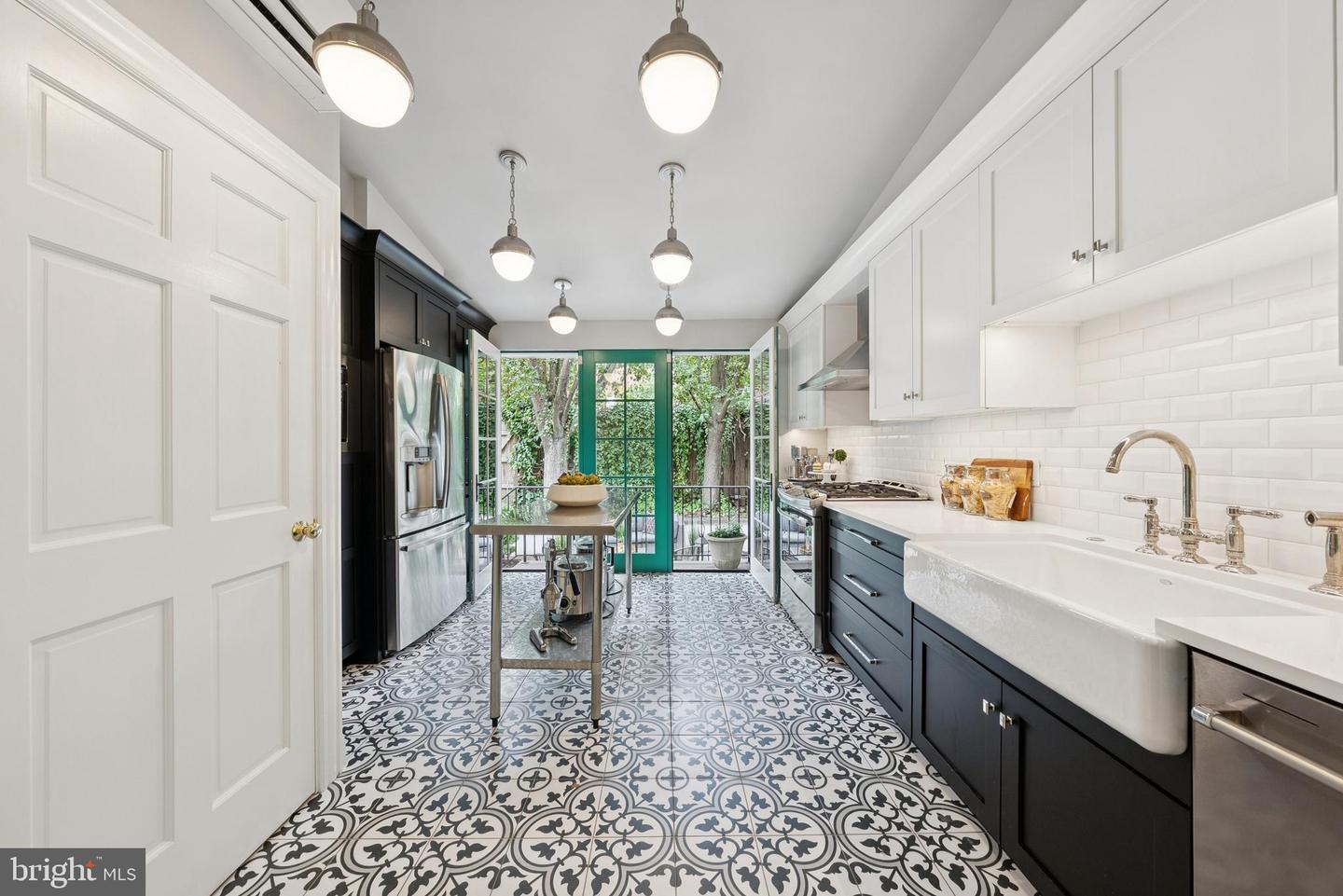 1331 21ST ST NW, WASHINGTON, District Of Columbia 20036, 6 Bedrooms Bedrooms, ,3 BathroomsBathrooms,Residential,For sale,1331 21ST ST NW,DCDC2225074 MLS # DCDC2225074