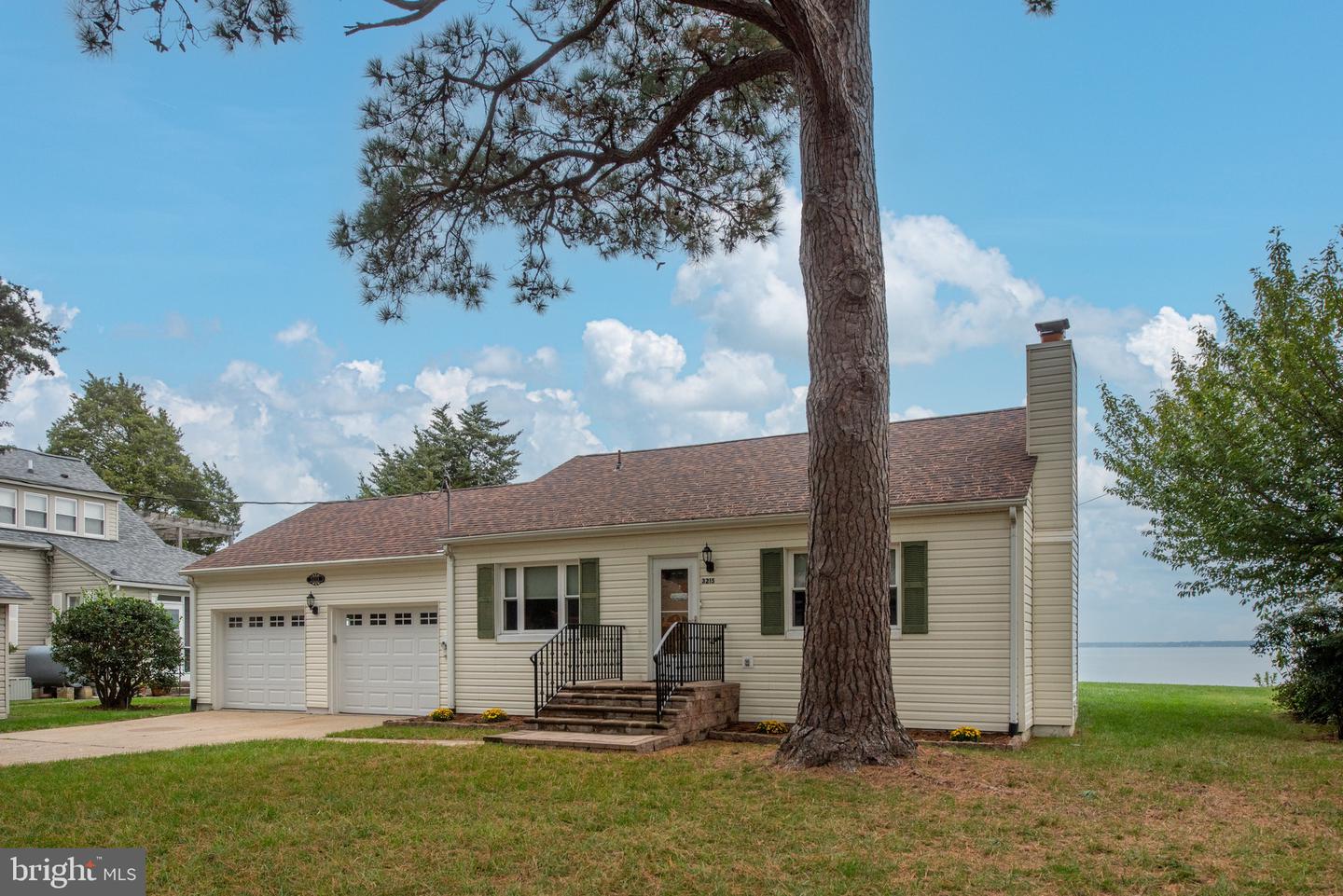 3215 RIVERVIEW DR, COLONIAL BEACH, Virginia 22443, 2 Bedrooms Bedrooms, ,1 BathroomBathrooms,Residential,For sale,3215 RIVERVIEW DR,VAWE2009864 MLS # VAWE2009864