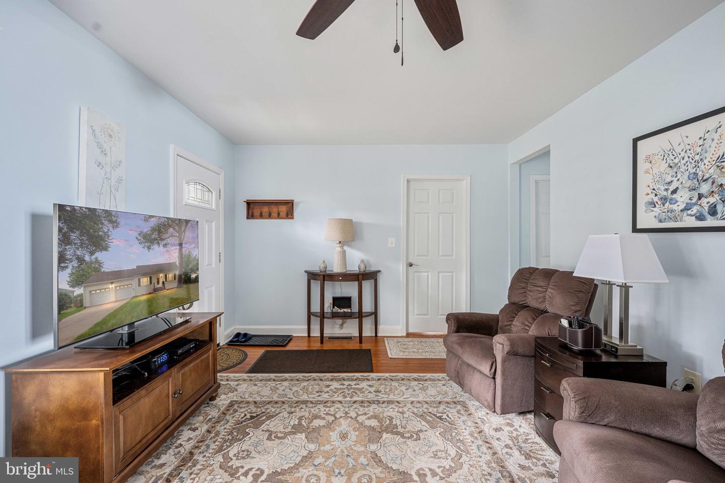3215 RIVERVIEW DR, COLONIAL BEACH, Virginia 22443, 2 Bedrooms Bedrooms, ,1 BathroomBathrooms,Residential,For sale,3215 RIVERVIEW DR,VAWE2009864 MLS # VAWE2009864