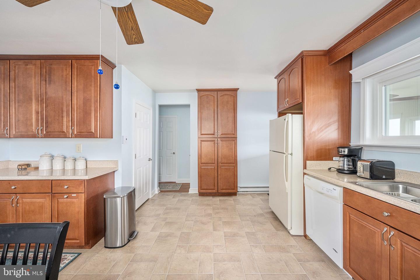 3215 RIVERVIEW DR, COLONIAL BEACH, Virginia 22443, 2 Bedrooms Bedrooms, ,1 BathroomBathrooms,Residential,For sale,3215 RIVERVIEW DR,VAWE2009864 MLS # VAWE2009864