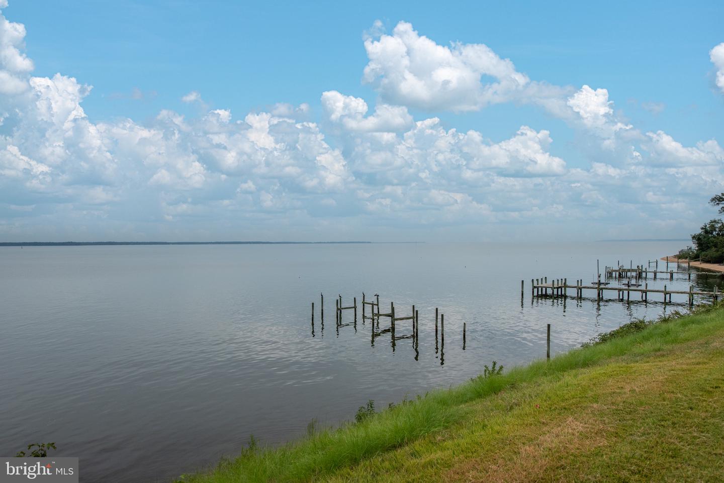 3215 RIVERVIEW DR, COLONIAL BEACH, Virginia 22443, 2 Bedrooms Bedrooms, ,1 BathroomBathrooms,Residential,For sale,3215 RIVERVIEW DR,VAWE2009864 MLS # VAWE2009864