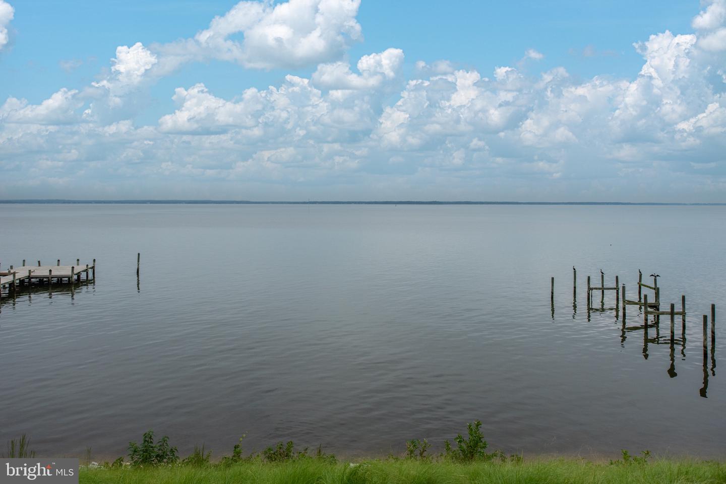 3215 RIVERVIEW DR, COLONIAL BEACH, Virginia 22443, 2 Bedrooms Bedrooms, ,1 BathroomBathrooms,Residential,For sale,3215 RIVERVIEW DR,VAWE2009864 MLS # VAWE2009864