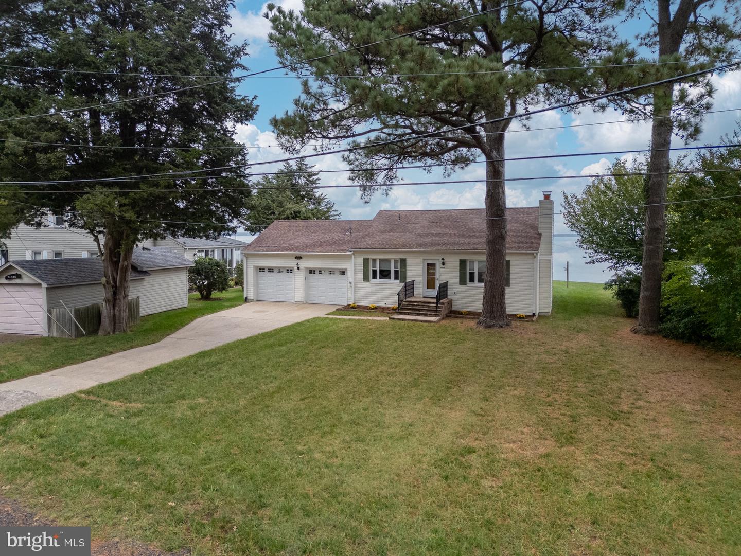 3215 RIVERVIEW DR, COLONIAL BEACH, Virginia 22443, 2 Bedrooms Bedrooms, ,1 BathroomBathrooms,Residential,For sale,3215 RIVERVIEW DR,VAWE2009864 MLS # VAWE2009864