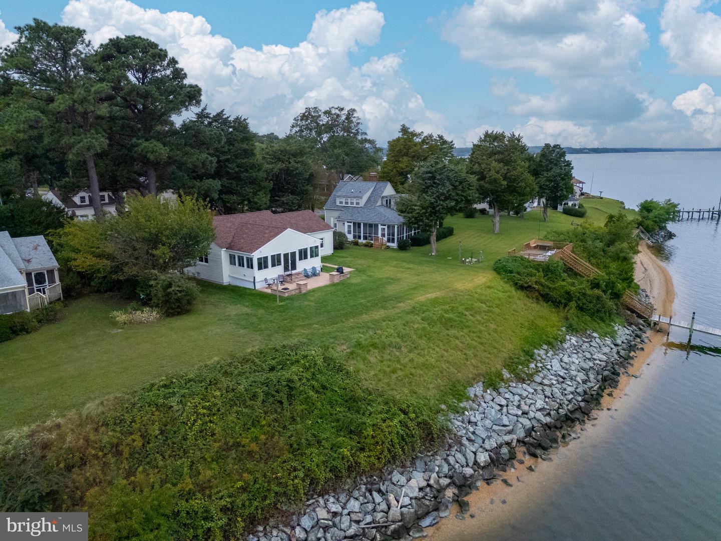3215 RIVERVIEW DR, COLONIAL BEACH, Virginia 22443, 2 Bedrooms Bedrooms, ,1 BathroomBathrooms,Residential,For sale,3215 RIVERVIEW DR,VAWE2009864 MLS # VAWE2009864