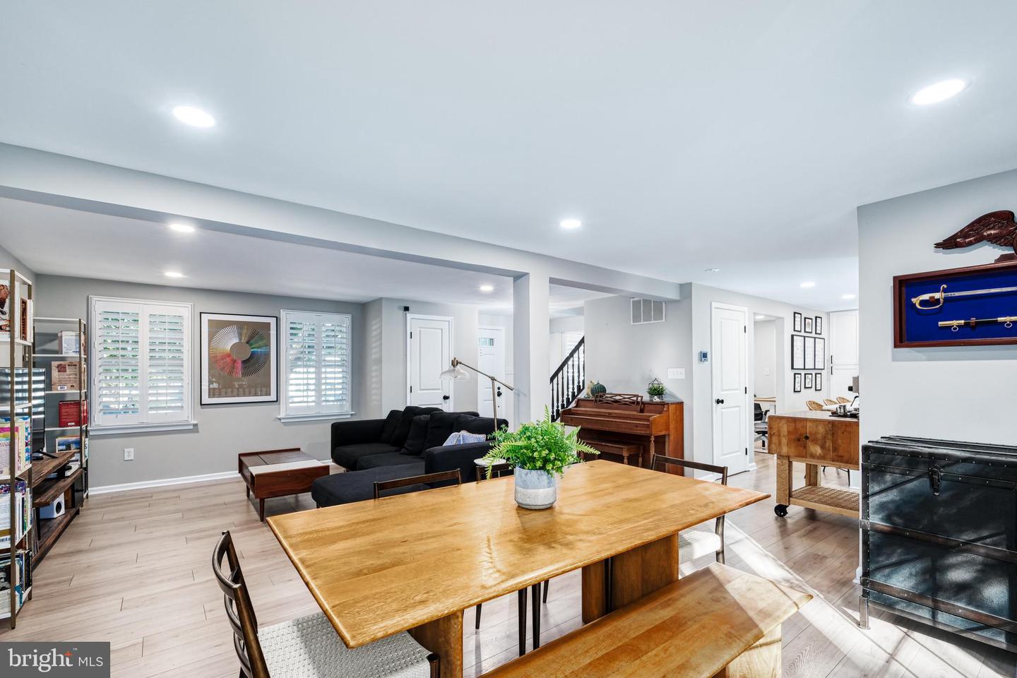 5055 KENERSON DR, FAIRFAX, Virginia 22032, 4 Bedrooms Bedrooms, ,2 BathroomsBathrooms,Residential,For sale,5055 KENERSON DR,VAFX2270300 MLS # VAFX2270300