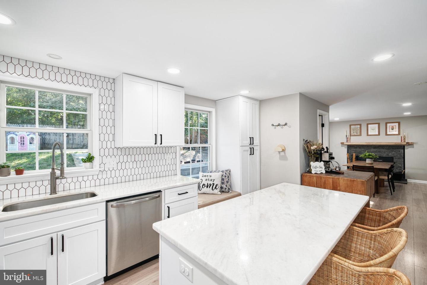 5055 KENERSON DR, FAIRFAX, Virginia 22032, 4 Bedrooms Bedrooms, ,2 BathroomsBathrooms,Residential,For sale,5055 KENERSON DR,VAFX2270300 MLS # VAFX2270300