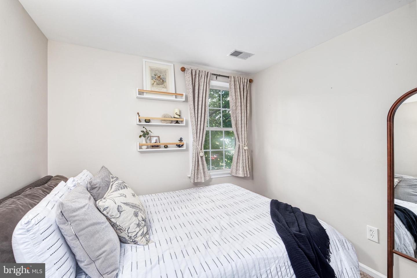 5055 KENERSON DR, FAIRFAX, Virginia 22032, 4 Bedrooms Bedrooms, ,2 BathroomsBathrooms,Residential,For sale,5055 KENERSON DR,VAFX2270300 MLS # VAFX2270300