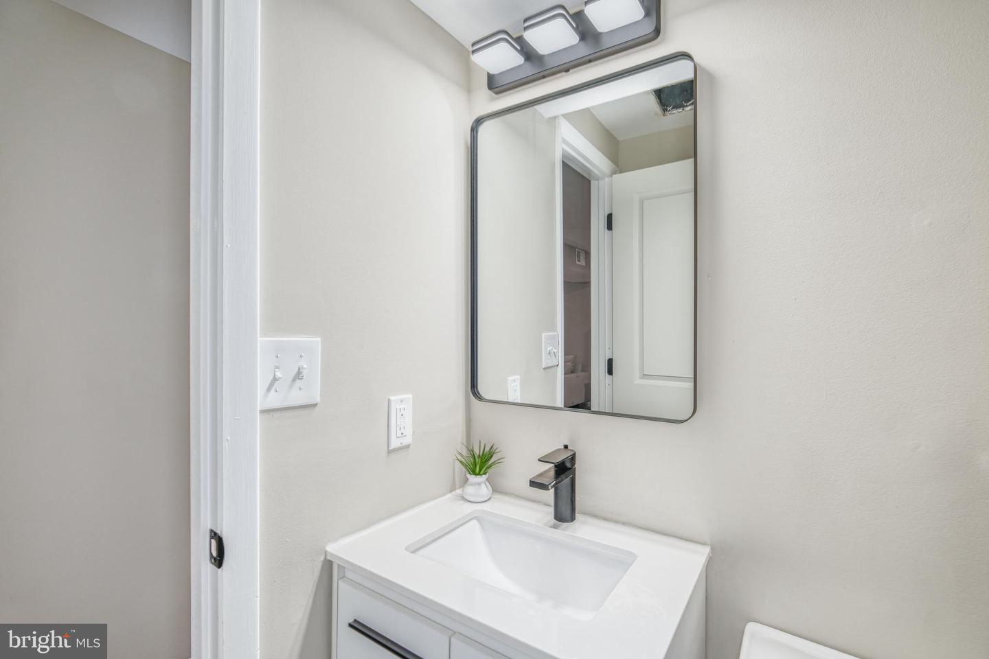 5055 KENERSON DR, FAIRFAX, Virginia 22032, 4 Bedrooms Bedrooms, ,2 BathroomsBathrooms,Residential,For sale,5055 KENERSON DR,VAFX2270300 MLS # VAFX2270300