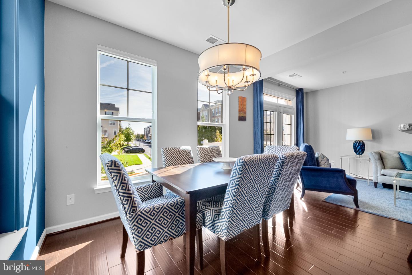 43387 TOWN GATE SQ, CHANTILLY, Virginia 20152, 3 Bedrooms Bedrooms, ,2 BathroomsBathrooms,Residential,For sale,43387 TOWN GATE SQ,VALO2108060 MLS # VALO2108060