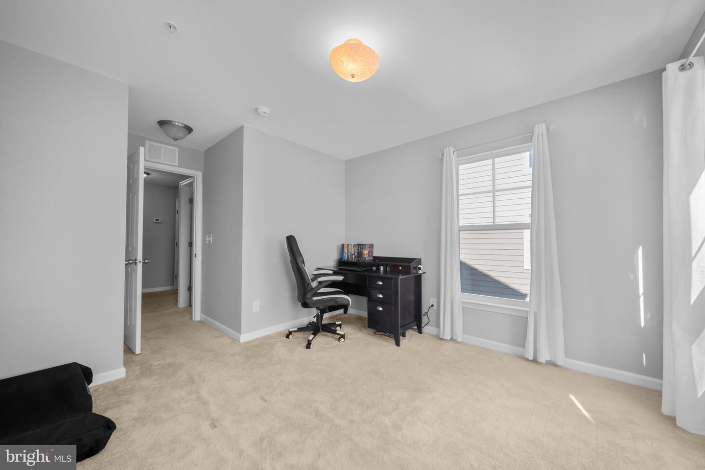 43387 TOWN GATE SQ, CHANTILLY, Virginia 20152, 3 Bedrooms Bedrooms, ,2 BathroomsBathrooms,Residential,For sale,43387 TOWN GATE SQ,VALO2108060 MLS # VALO2108060