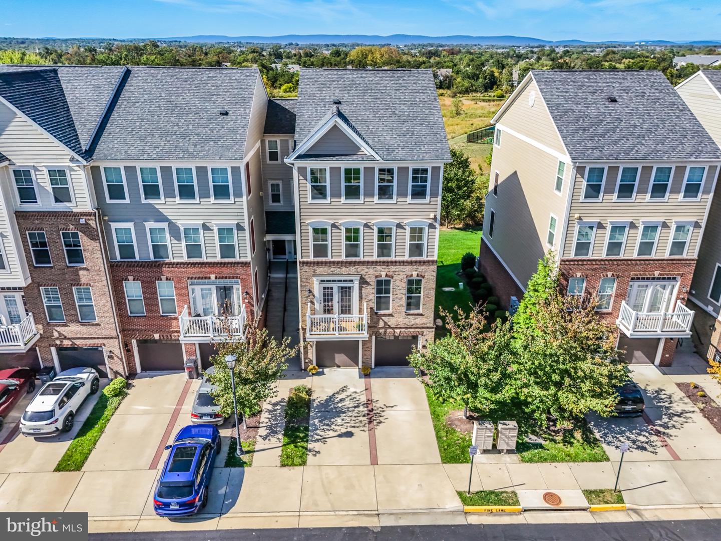 43387 TOWN GATE SQ, CHANTILLY, Virginia 20152, 3 Bedrooms Bedrooms, ,2 BathroomsBathrooms,Residential,For sale,43387 TOWN GATE SQ,VALO2108060 MLS # VALO2108060