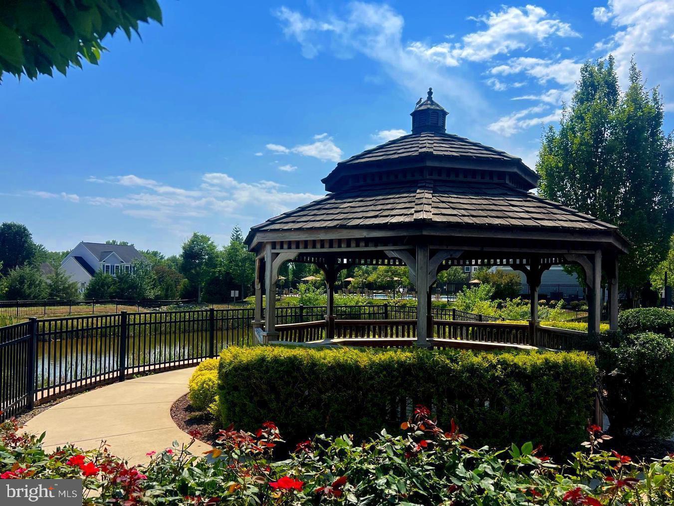 43387 TOWN GATE SQ, CHANTILLY, Virginia 20152, 3 Bedrooms Bedrooms, ,2 BathroomsBathrooms,Residential,For sale,43387 TOWN GATE SQ,VALO2108060 MLS # VALO2108060