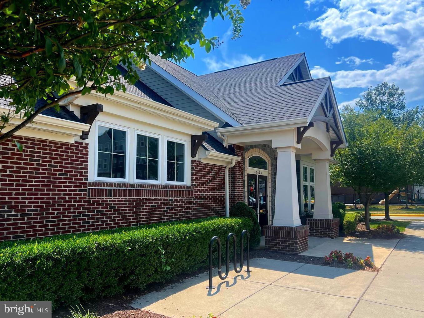 43387 TOWN GATE SQ, CHANTILLY, Virginia 20152, 3 Bedrooms Bedrooms, ,2 BathroomsBathrooms,Residential,For sale,43387 TOWN GATE SQ,VALO2108060 MLS # VALO2108060