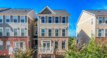 43387 TOWN GATE SQ, CHANTILLY, Virginia 20152, 3 Bedrooms Bedrooms, ,2 BathroomsBathrooms,Residential,For sale,43387 TOWN GATE SQ,VALO2108060 MLS # VALO2108060