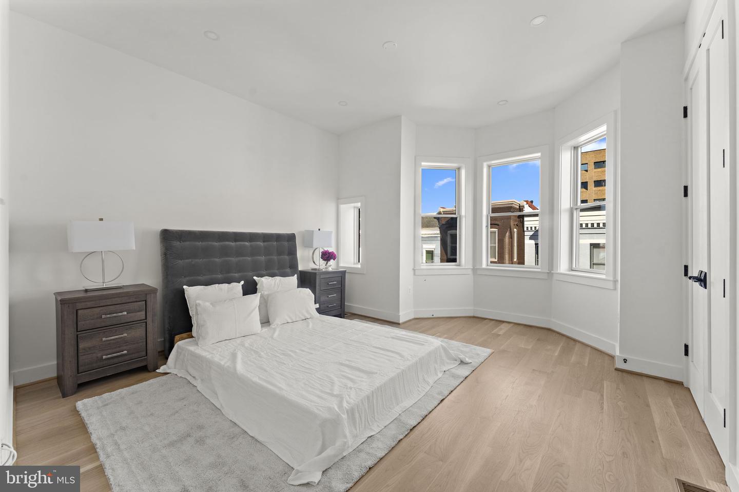 602 U ST NW, WASHINGTON, District Of Columbia 20001, 4 Bedrooms Bedrooms, ,3 BathroomsBathrooms,Residential,For sale,602 U ST NW,DCDC2225192 MLS # DCDC2225192