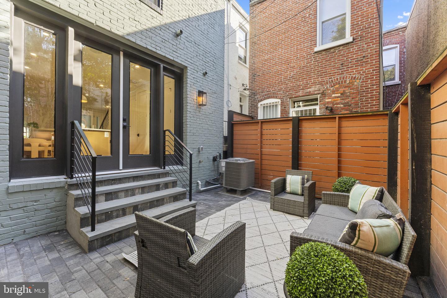 602 U ST NW, WASHINGTON, District Of Columbia 20001, 4 Bedrooms Bedrooms, ,3 BathroomsBathrooms,Residential,For sale,602 U ST NW,DCDC2225192 MLS # DCDC2225192