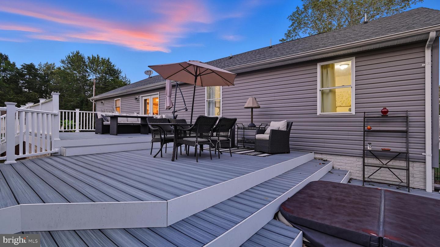 49 DOG PATCH LN, STAFFORD, Virginia 22554, 4 Bedrooms Bedrooms, ,3 BathroomsBathrooms,Residential,For sale,49 DOG PATCH LN,VAST2043222 MLS # VAST2043222
