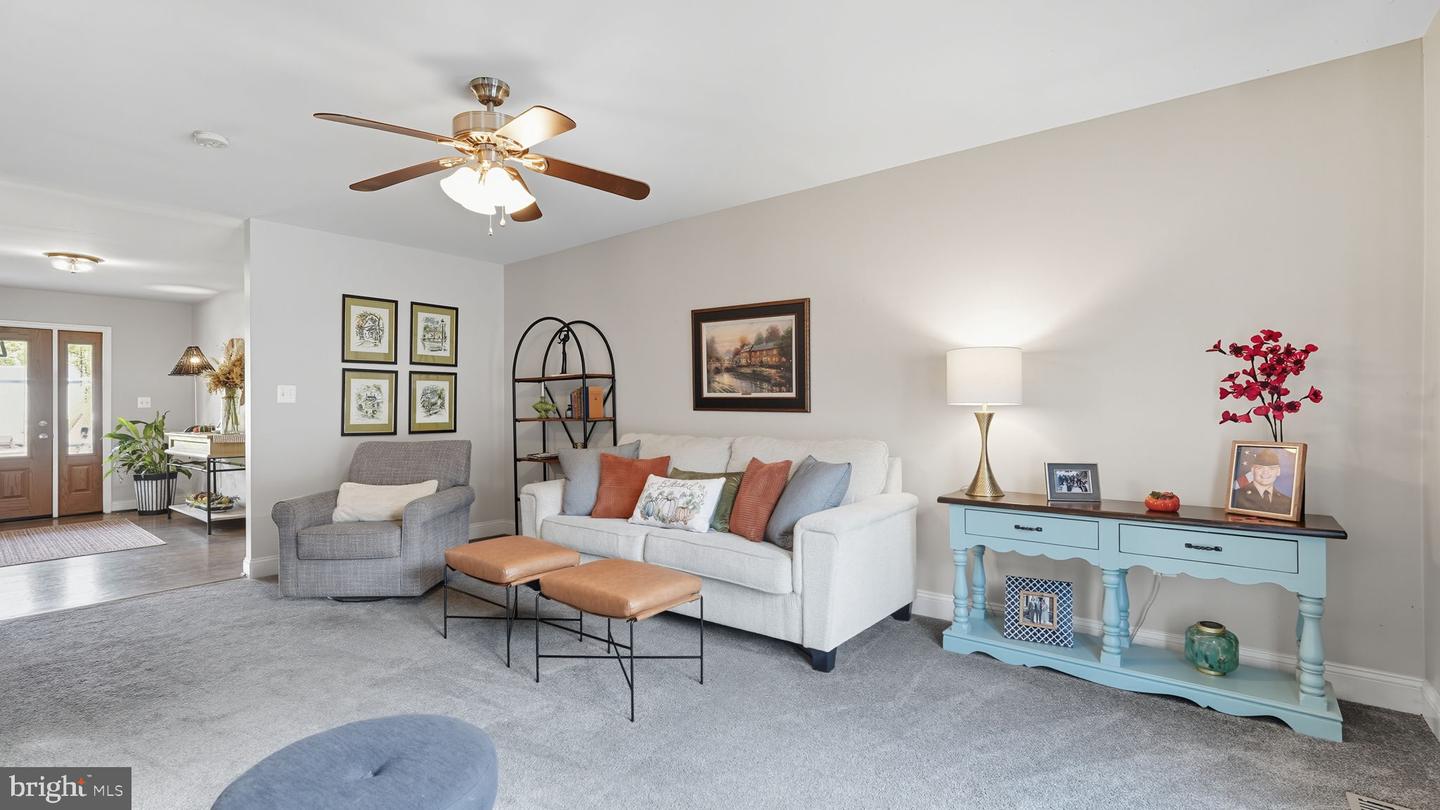 49 DOG PATCH LN, STAFFORD, Virginia 22554, 4 Bedrooms Bedrooms, ,3 BathroomsBathrooms,Residential,For sale,49 DOG PATCH LN,VAST2043222 MLS # VAST2043222