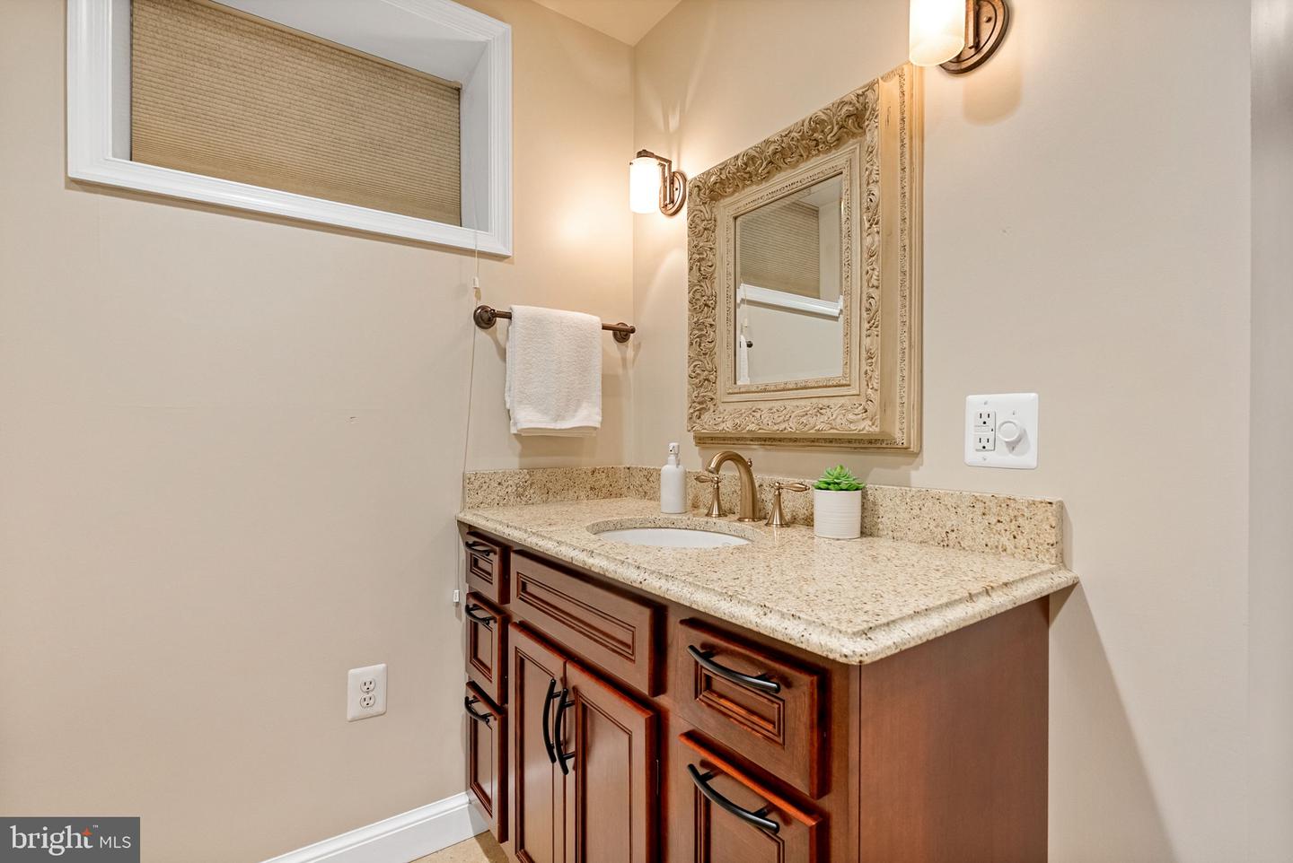 1417 21ST ST S, ARLINGTON, Virginia 22202, 5 Bedrooms Bedrooms, ,4 BathroomsBathrooms,Residential,For sale,1417 21ST ST S,VAAR2064448 MLS # VAAR2064448