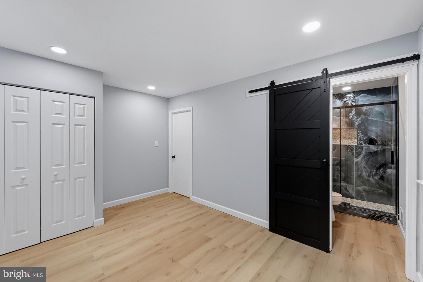 12605 OAKWOOD DR, WOODBRIDGE, Virginia 22192, 4 Bedrooms Bedrooms, 8 Rooms Rooms,3 BathroomsBathrooms,Residential,For sale,12605 OAKWOOD DR,VAPW2105306 MLS # VAPW2105306