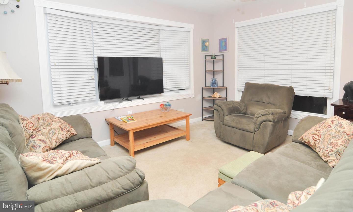 2947 HARDING CT, WOODBRIDGE, Virginia 22192, 4 Bedrooms Bedrooms, ,3 BathroomsBathrooms,Residential,For sale,2947 HARDING CT,VAPW2105308 MLS # VAPW2105308