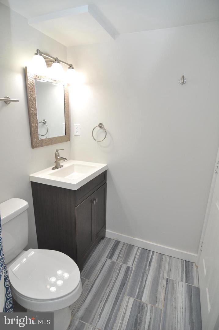2947 HARDING CT, WOODBRIDGE, Virginia 22192, 4 Bedrooms Bedrooms, ,3 BathroomsBathrooms,Residential,For sale,2947 HARDING CT,VAPW2105308 MLS # VAPW2105308