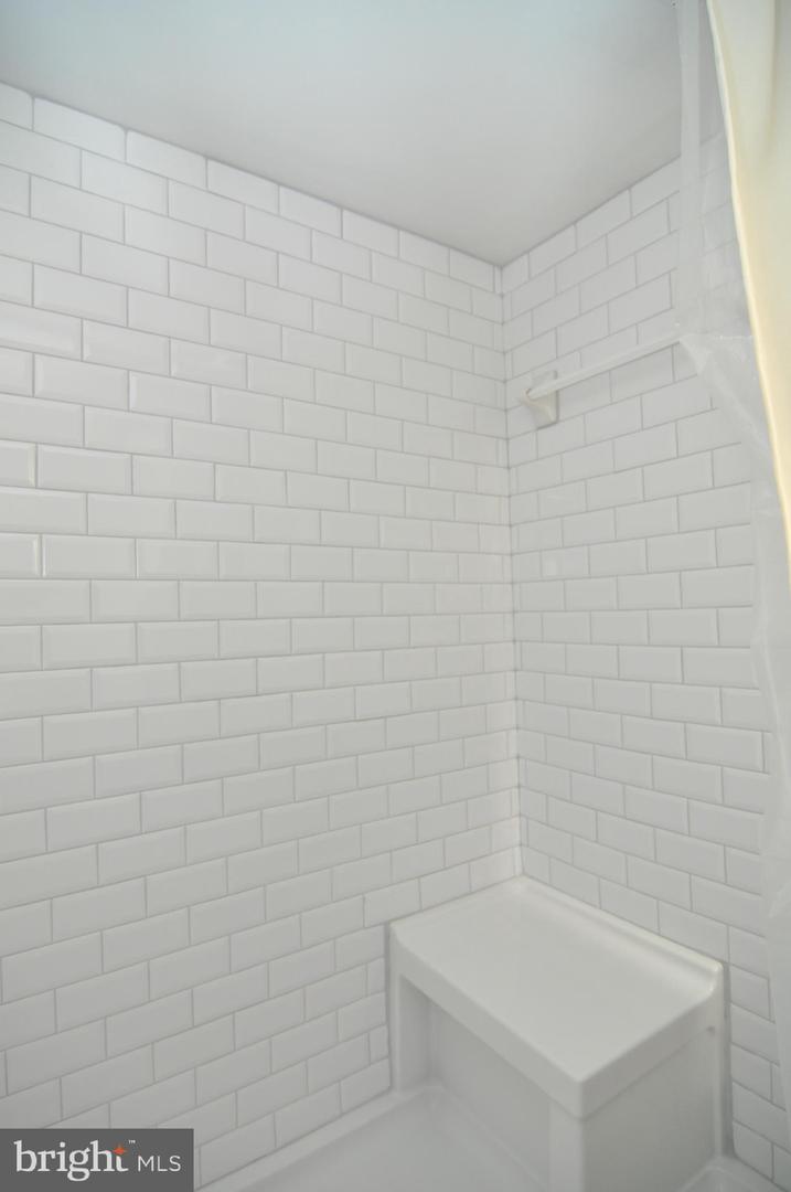 2947 HARDING CT, WOODBRIDGE, Virginia 22192, 4 Bedrooms Bedrooms, ,3 BathroomsBathrooms,Residential,For sale,2947 HARDING CT,VAPW2105308 MLS # VAPW2105308