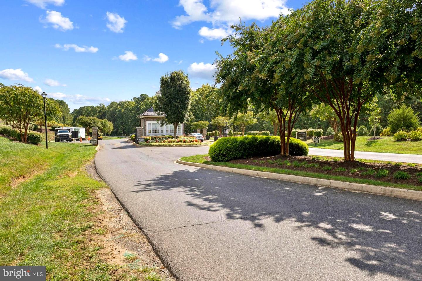 11201 KNOLLS END, SPOTSYLVANIA, Virginia 22551, 5 Bedrooms Bedrooms, ,4 BathroomsBathrooms,Residential,For sale,11201 KNOLLS END,VASP2036654 MLS # VASP2036654