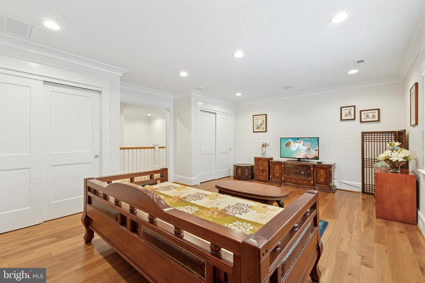11201 KNOLLS END, SPOTSYLVANIA, Virginia 22551, 5 Bedrooms Bedrooms, ,4 BathroomsBathrooms,Residential,For sale,11201 KNOLLS END,VASP2036654 MLS # VASP2036654