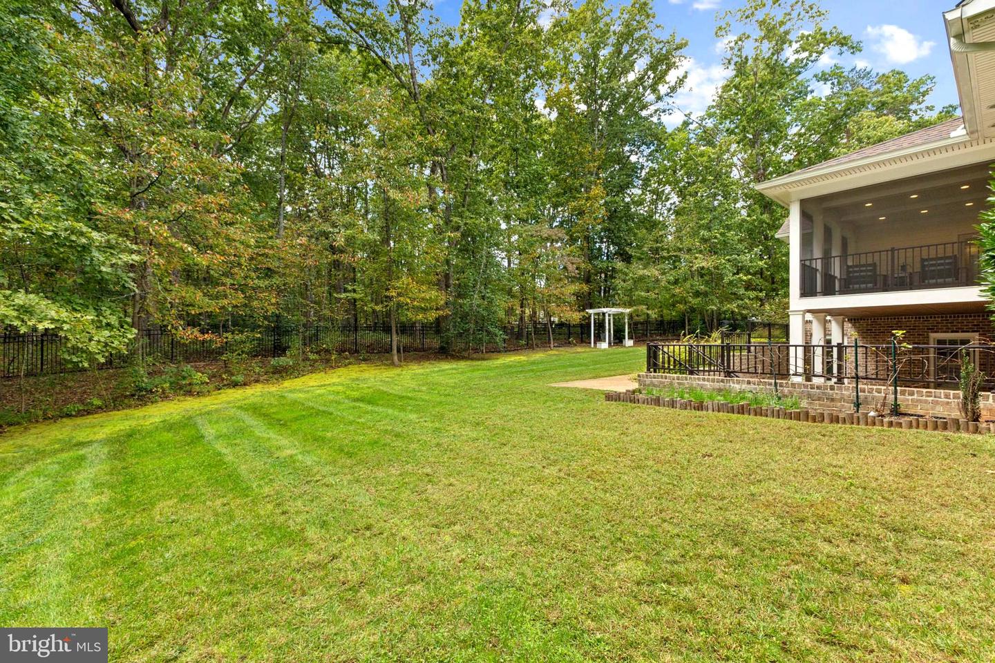 11201 KNOLLS END, SPOTSYLVANIA, Virginia 22551, 5 Bedrooms Bedrooms, ,4 BathroomsBathrooms,Residential,For sale,11201 KNOLLS END,VASP2036654 MLS # VASP2036654