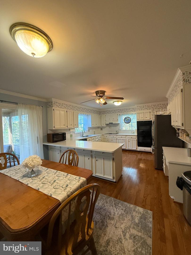 18371 SYDNOR HILL CT, LEESBURG, Virginia 20175, 4 Bedrooms Bedrooms, ,2 BathroomsBathrooms,Residential,For sale,18371 SYDNOR HILL CT,VALO2108180 MLS # VALO2108180