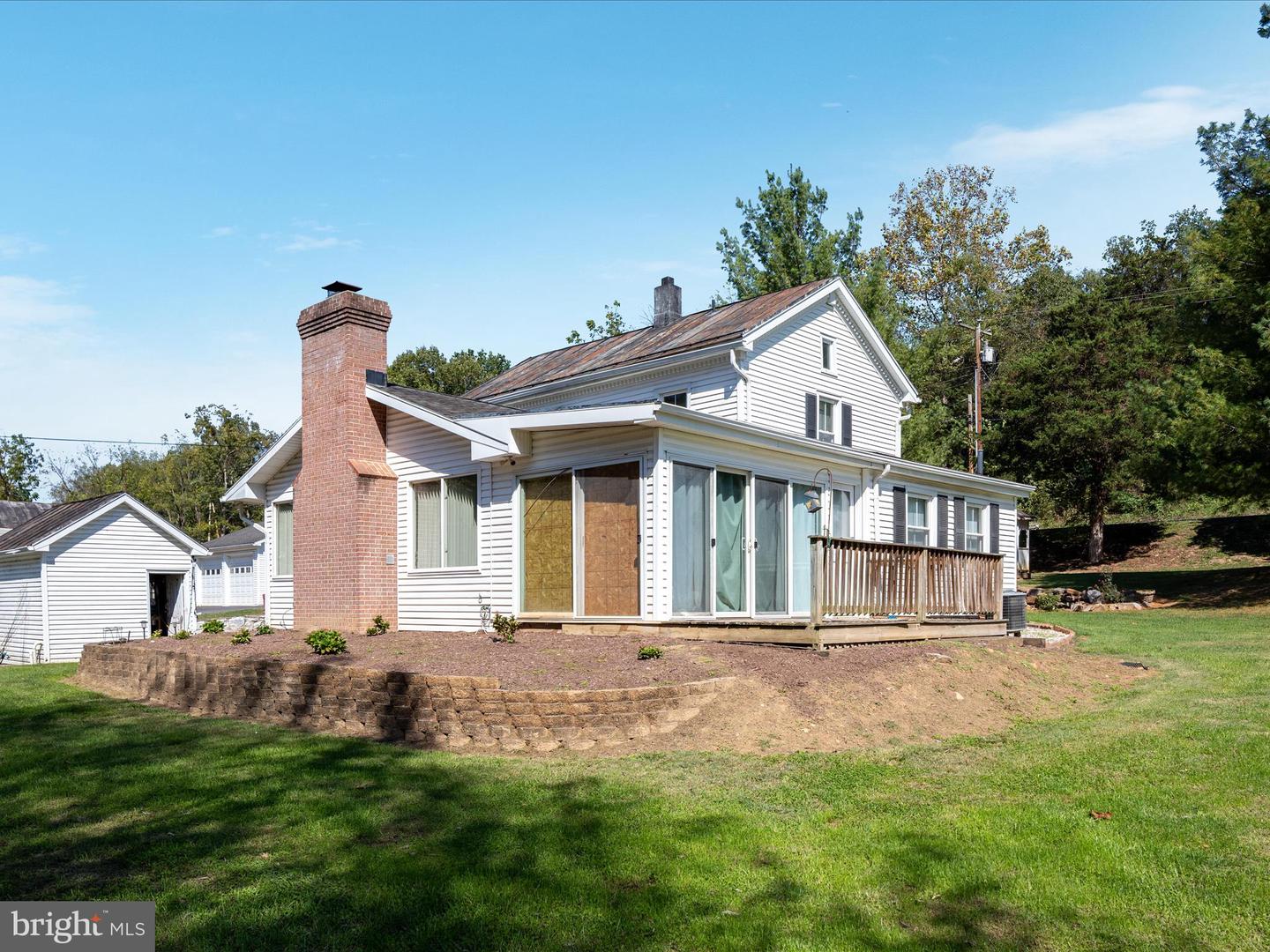 4227 STONEY CREEK RD, EDINBURG, Virginia 22824, 2 Bedrooms Bedrooms, ,2 BathroomsBathrooms,Residential,For sale,4227 STONEY CREEK RD,VASH2012686 MLS # VASH2012686